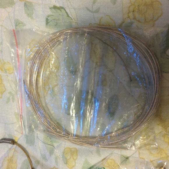 Guitar strings acoustic normal light medium bronze music new - Picture 9 of 11